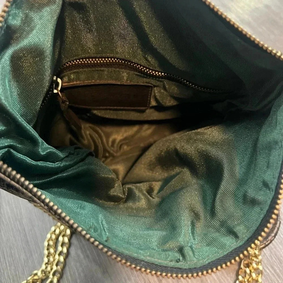 Kelly Wynne Black & Gold Fold-Over Bag - Picture 7 of 15